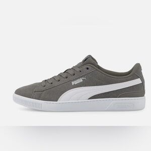 Puma Vikky light grey, women’s size 8.5